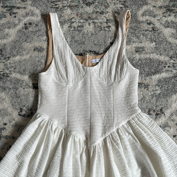 Delfi Isadora Corset Dress - Picture 2 of 10